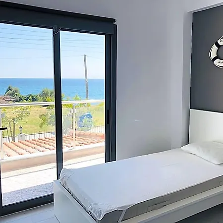 La Casa Al Mare 3*